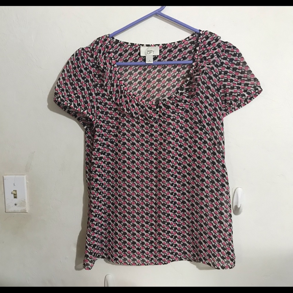 Womans short sleeve blouse by Anne Taylor Loft